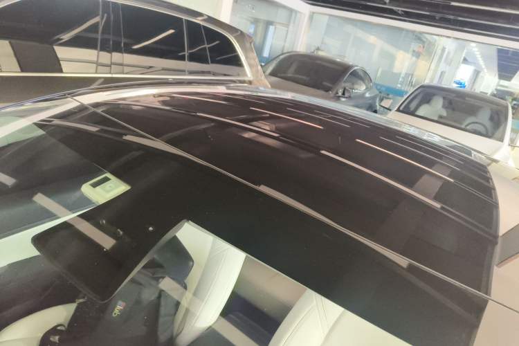 Used Tesla Model 3 2019 Long-Range Rear-Wheel-Drive Version