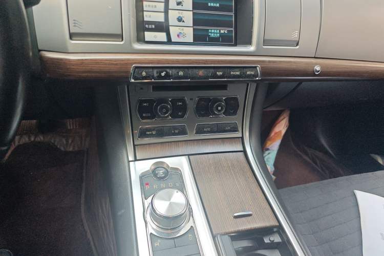 Used Jaguar XF 2014 XF 2.0T Prestige Edition