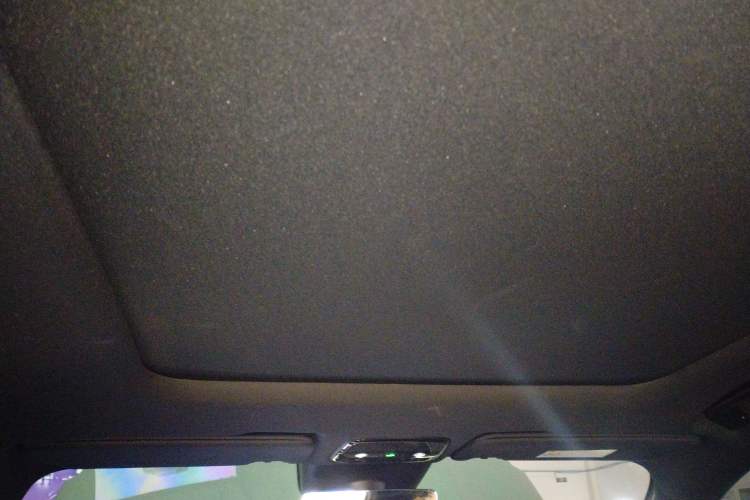 Used Lynk & Co 03 2025 1.5TD DCT Champion Edition Pro Headliner