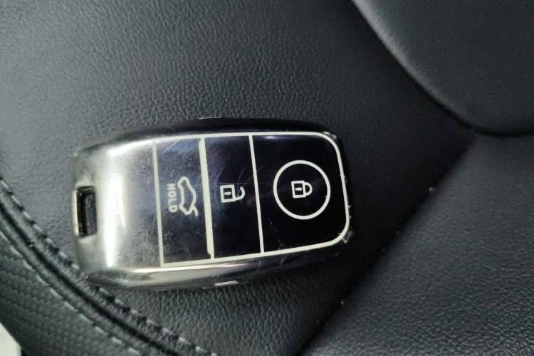 Used Kia Sportage R 2015 2.0L Automatic Two-Wheel Drive GLS