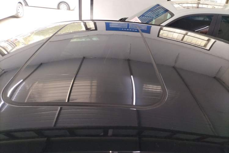 Used Hongqi H5 2020 1.5T DCT Flagship Edition Roof