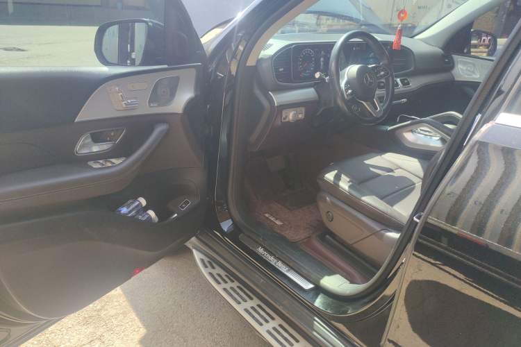 Used Mercedes-Benz GLE 2021 GLE 450 4MATIC Stylish Model Driver Seat