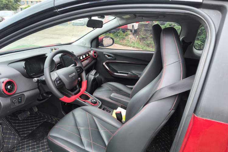 Used Chery QQ Little Ant 2022 Sweet Pink Edition Half-Sugar Version 3-Cell Lithium 30kW 301km
