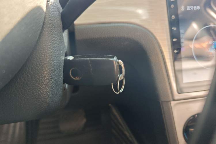 Used Volkswagen Lavida 2013 Revised Version 1.4 TSI DSG Comfort Edition
