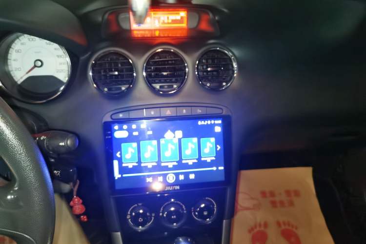 Used Peugeot 408 2013 2.0L Automatic Comfort Edition