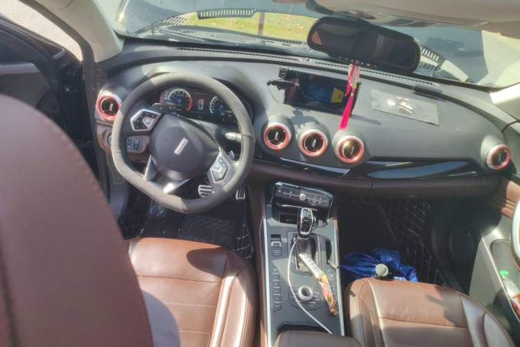 Used Wey VV7 2017 2.0T Flagship Model