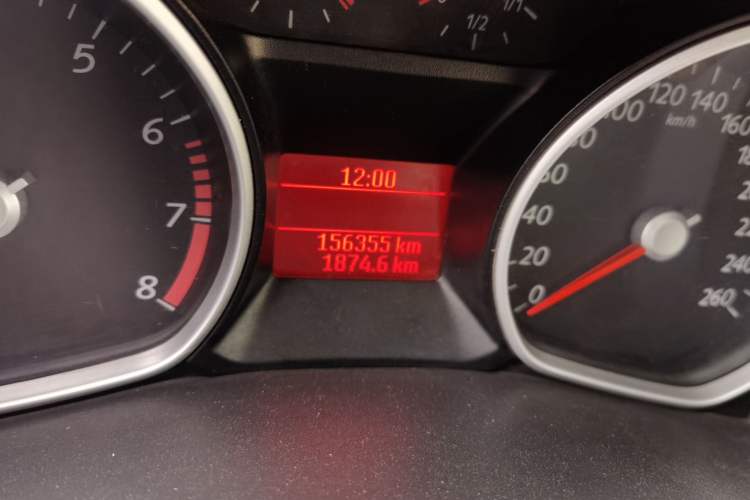 Used Ford Mondeo 2011 2.3L Fashion Edition Odometer Close Up