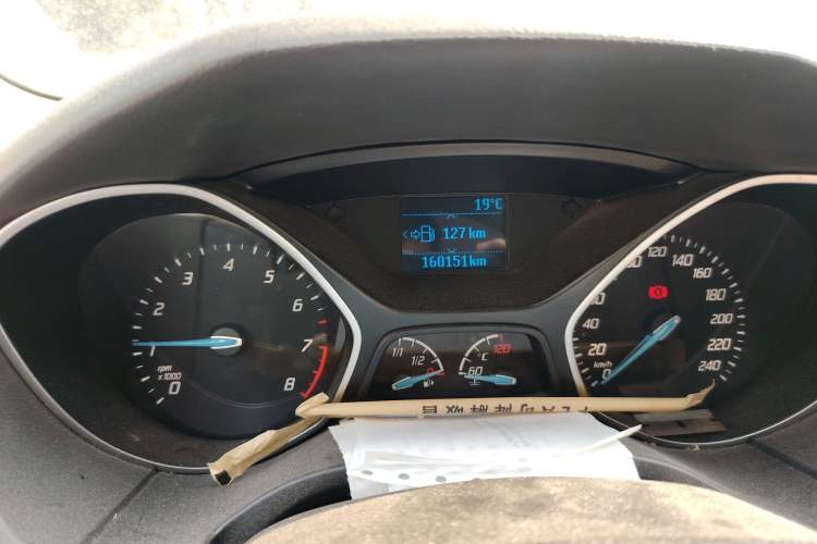 Used Ford Focus 2012 Sedan 1.6L Manual Fashion Edition
