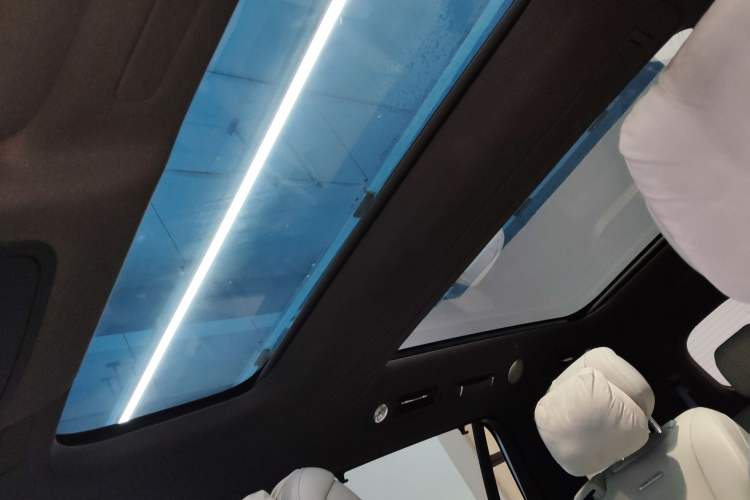 Used Hima AITO M9 2024 All-Electric Ultra Version 100 kWh 6-Seater Model
