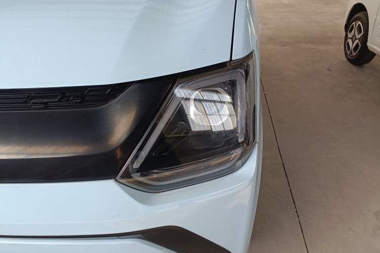 Used Dongfeng Fengon MINIEV 2022 Candy Edition Lightly Sweeted Left Front Headlight