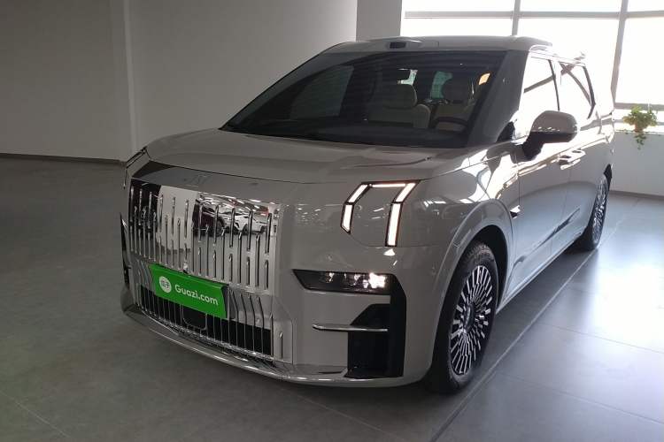 Used Zeekr 009 2024 Six-Seat Executive Version 4WD 108 kWh