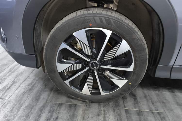 Used BYD Song PLUS New Energy 2025 DM-i Smart Drive 112KM Prestige Model