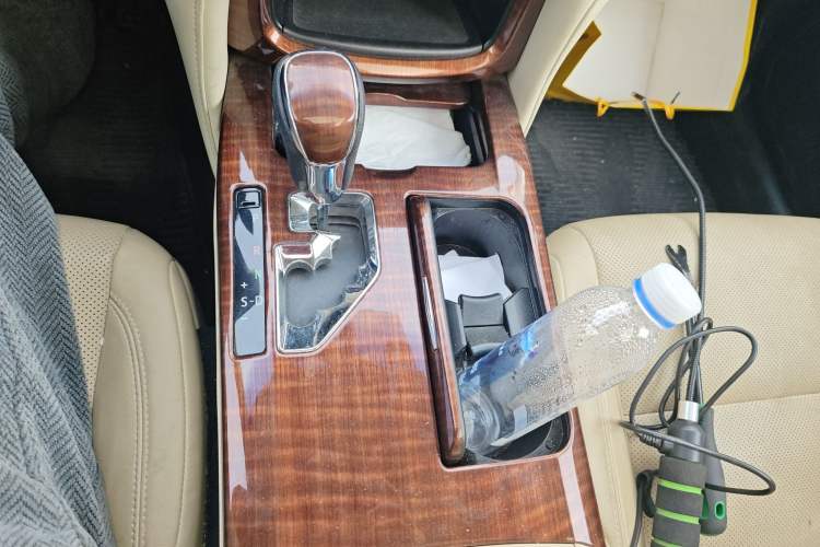 Used Toyota Crown 2015 2.0T Fashion Edition