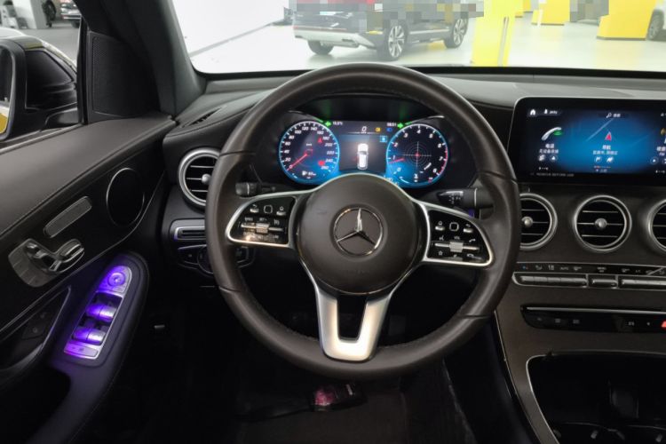 Used Mercedes-Benz GLC 2022 Second Facelift GLC 260 L 4MATIC Luxury Edition Steering Wheel