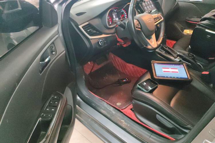 Used Chevrolet Monza 2019 RS 330T Automatic Comfort Edition China VI Standard Left Front Seat