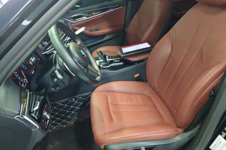 Used BMW 5 Series 2019 530Li Leading Model M Sport Package