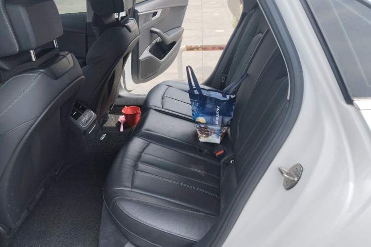 Used Audi A4L 2022 40 TFSI Fashion Dynamic Model