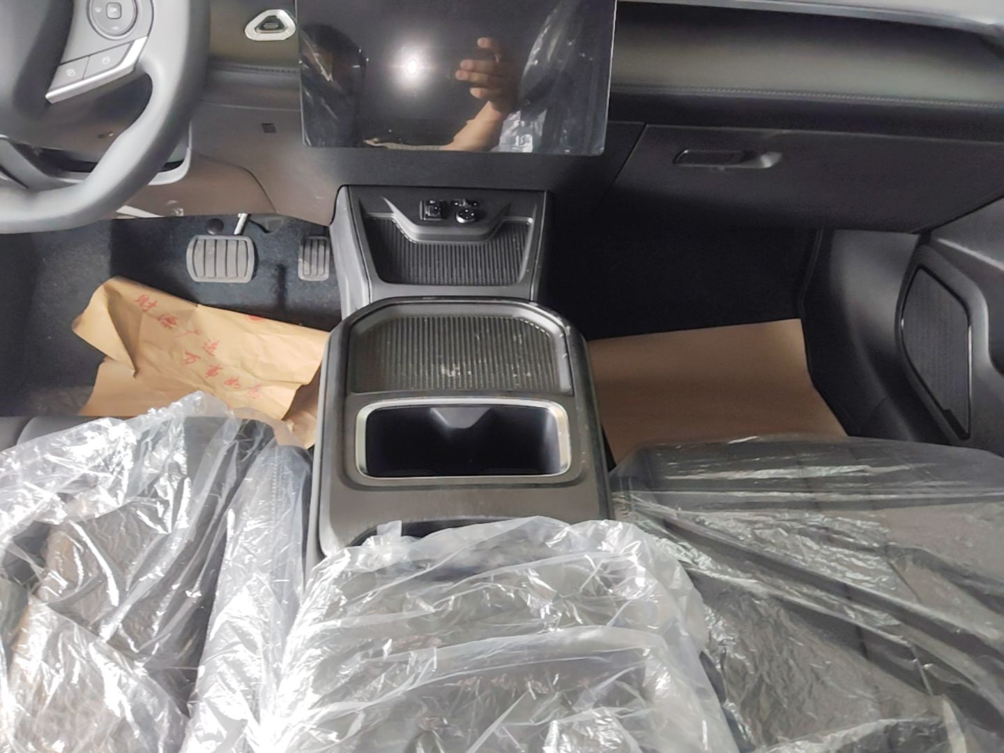 Dongfeng Aeolus SKY EV01 2025 530 km AIR Elite Edition — снимка 16