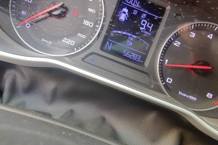 Used MG ZS 2018 1.5L Automatic Luxury Edition China V Standard
