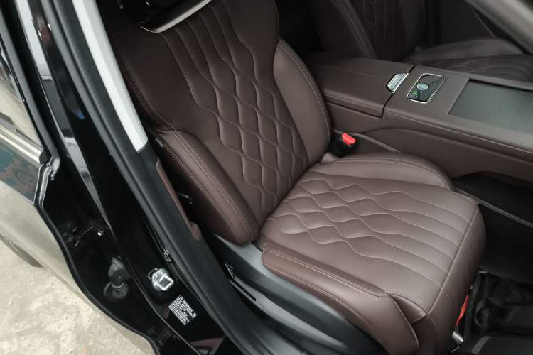 Used EXEED Lanyue 2023 400T Two-Wheel Drive StarRui Edition 6 Seats
