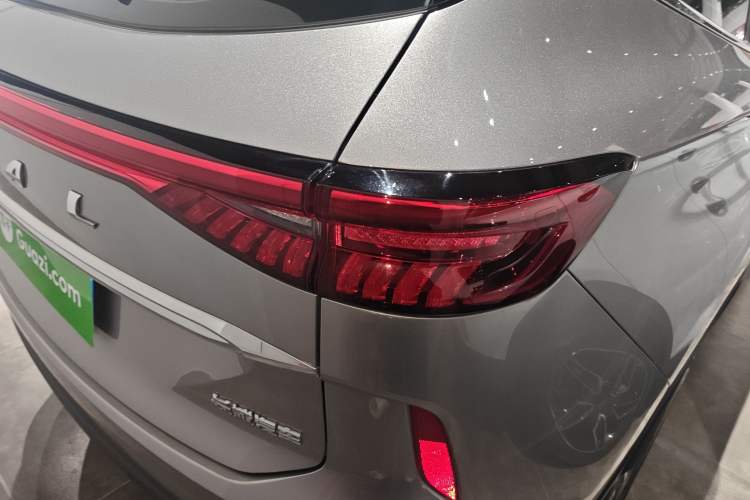 Used Haval H6 2024 1.5T Two-Wheel-Drive Classic Edition
