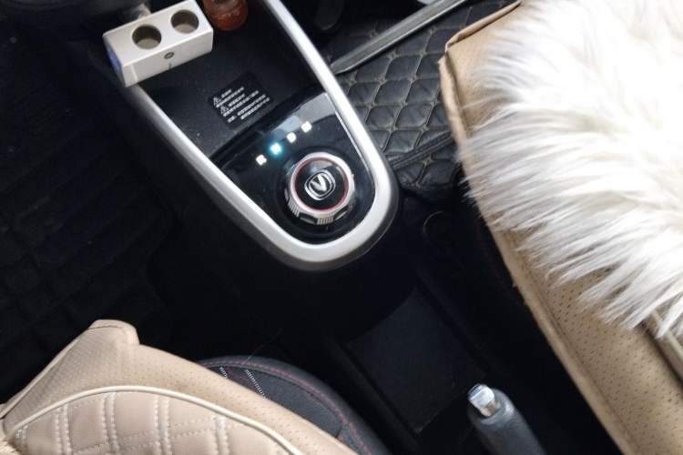 Used CHANGAN Benni 2015 1.4L IMT Luxury Model China V Standard
