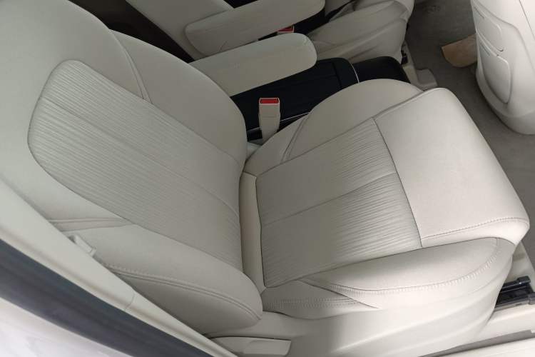 Used Buick GL8 2022 ES Landtrek 653T Comfort Edition
