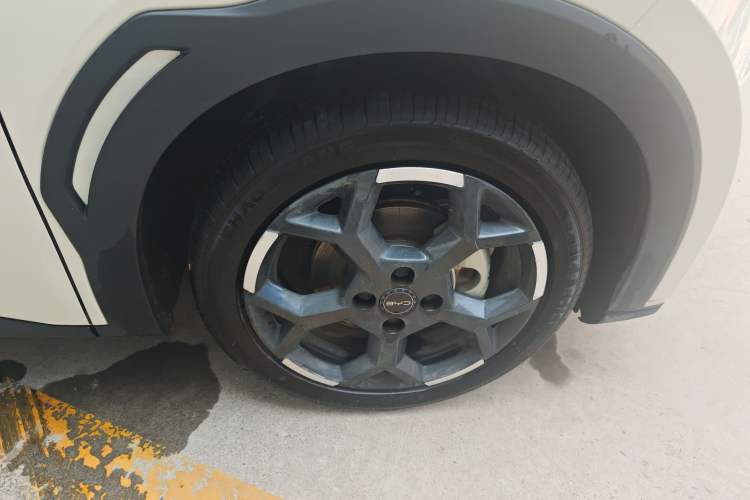 Used BYD Seagull 2025 305 km Free Version Right Front Wheel Hub