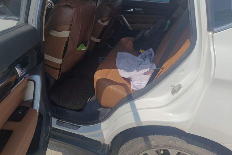 Used Haval H2 2017 Red-Label 1.5T Manual Two-Wheel-Drive Elite Model
