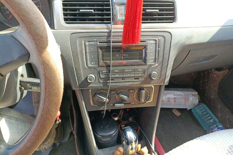 Used Volkswagen Santana 2013 1.6L Automatic Comfort Edition