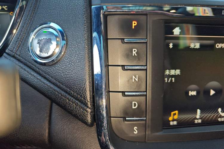 Used Lincoln Continental 2017 2.0T Two-Wheel Drive Deluxe Edition
