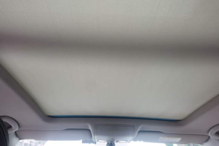 Used Volkswagen Tiguan L 2017 330TSI Automatic Two-Wheel Drive Luxury Edition Headliner