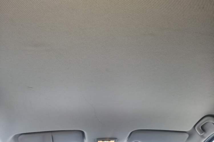 Used Wuling Hongguang S3 2018 1.5L Manual Comfort Model China V Standard
