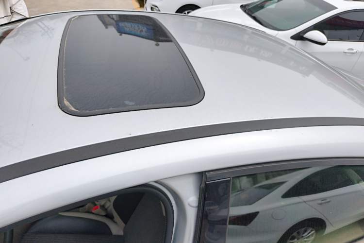 Used Ford Focus 2012 Sedan 1.6L Automatic Fashion Edition
