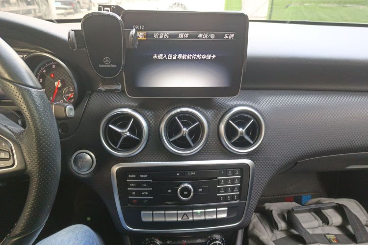 Used Mercedes-Benz A-Class 2017 Revised Version A 200 Fashion Edition
