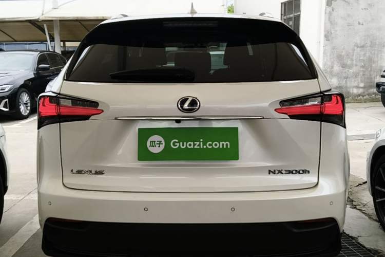 Used Lexus NX 2015 300h Front-Drive Fēngshàng Edition Rear