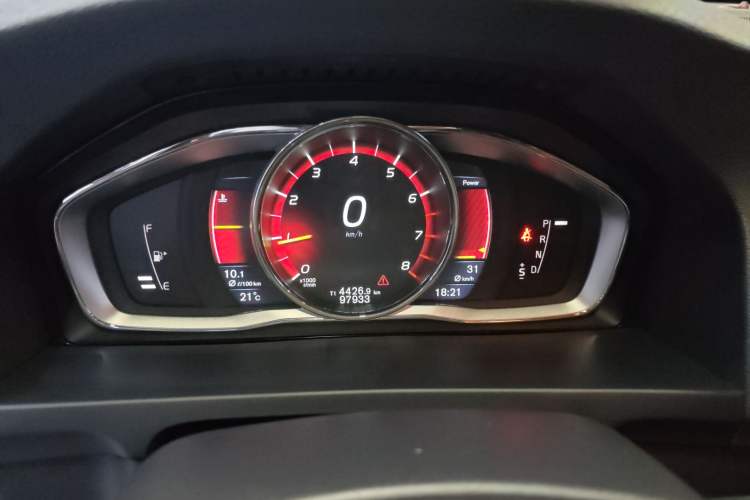 Used Volvo S60 2016 S60L T4 Zhiyuan Edition Instrument Cluster