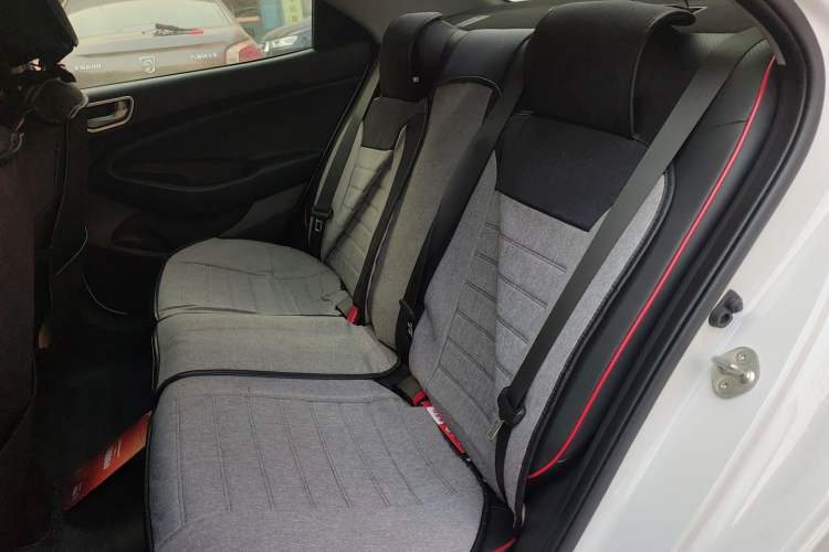 Used Hyundai Verna (older generation) 2017 1.4L Manual Refreshed Version China VI Standard