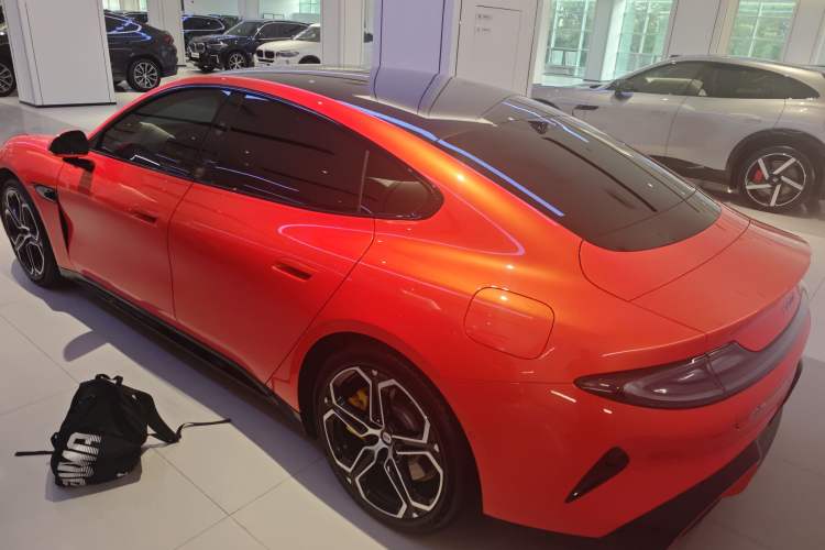 Used Xiaomi Auto SU7 2024 Rear-Drive Long-Range Intelligent Driving Version
