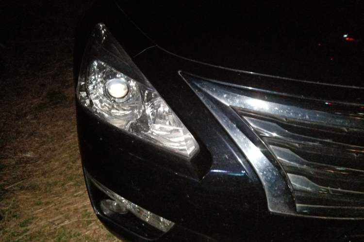 Used Nissan Teana 2013 2.0L XL Comfort Edition Right Front Headlight