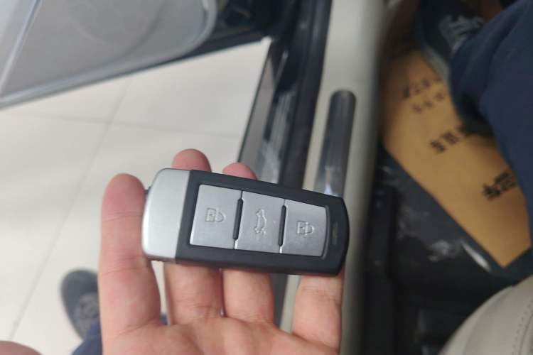 Used Zotye Z700 2016 1.8T DCT Luxury Model