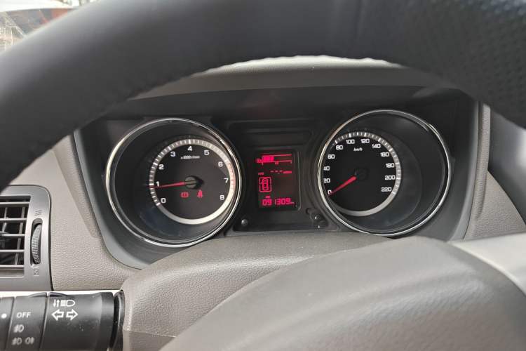 Used Dongfeng Aeolus A60 2012 1.6L Manual Luxury Model