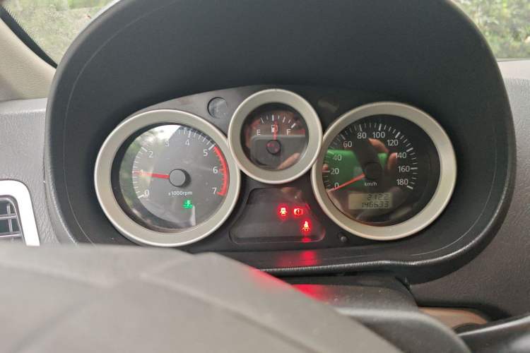 Used Foton MP-X E 2014 2.0L Wealth Express Classic Edition 4G63