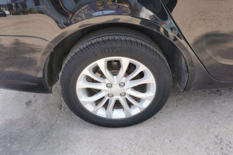 Used Geely Auto Vision 2015 1.5L Manual Elite Model Right Rear Wheel Hub