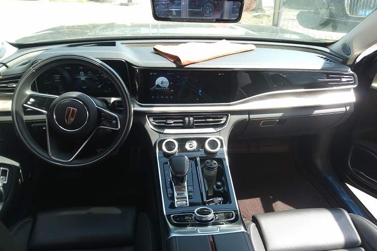 Used Hongqi H9 2020 3.0T Smart Connect Flagship Edition Center Console