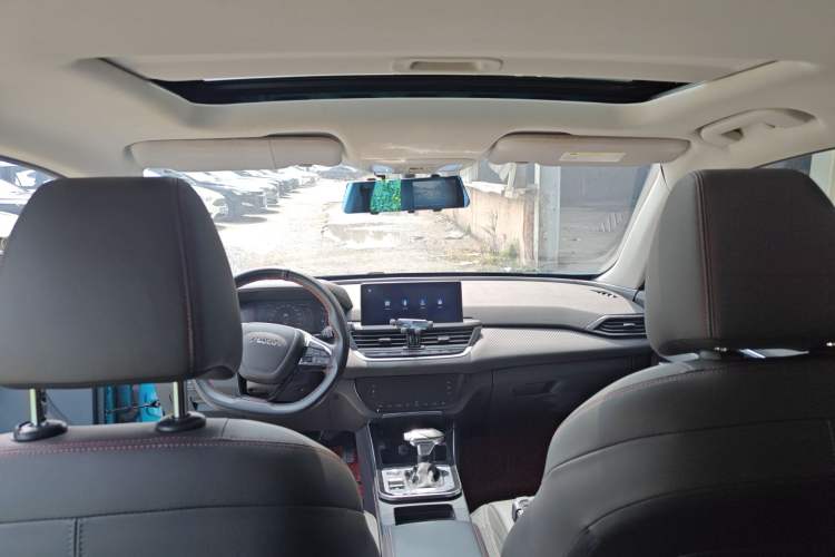 Used Dongfeng Aeolus Yixuan 2020 230T Automatic Dazzle Track Edition Headliner