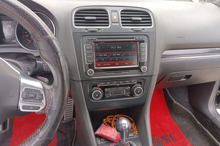 Used Volkswagen Golf GTI 2010 2.0 TSI GTI