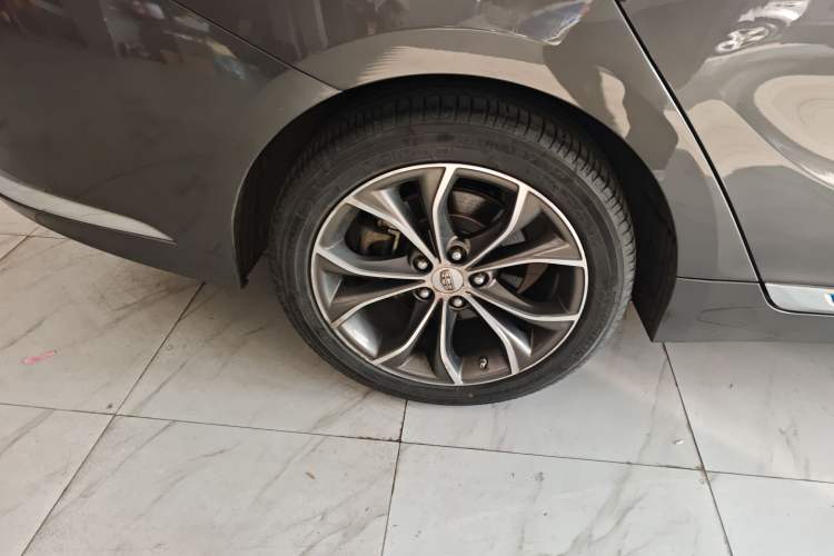 Used Geely Auto Emgrand GT 2018 1.5T MHEV Yaozun Edition Right Rear Wheel Hub