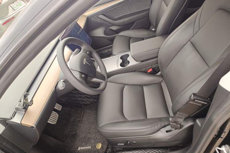 Used Tesla Model 3 2021 Performance High-Performance All-Wheel-Drive Version Left Front Seat