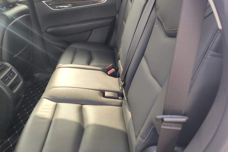 Used Cadillac XT5 2016 25T Luxury Model
